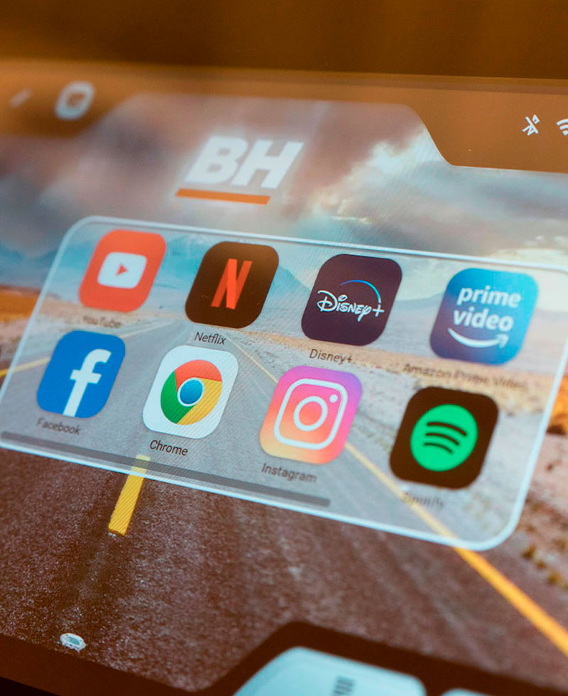 Pantalla de FDC Studio Multimedia G868BTFT